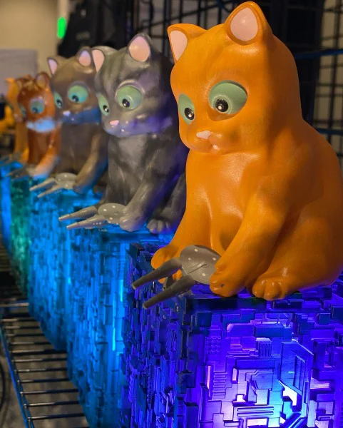 Borg Cat Statue 9.5" with RGB LED Lights - Image 3
